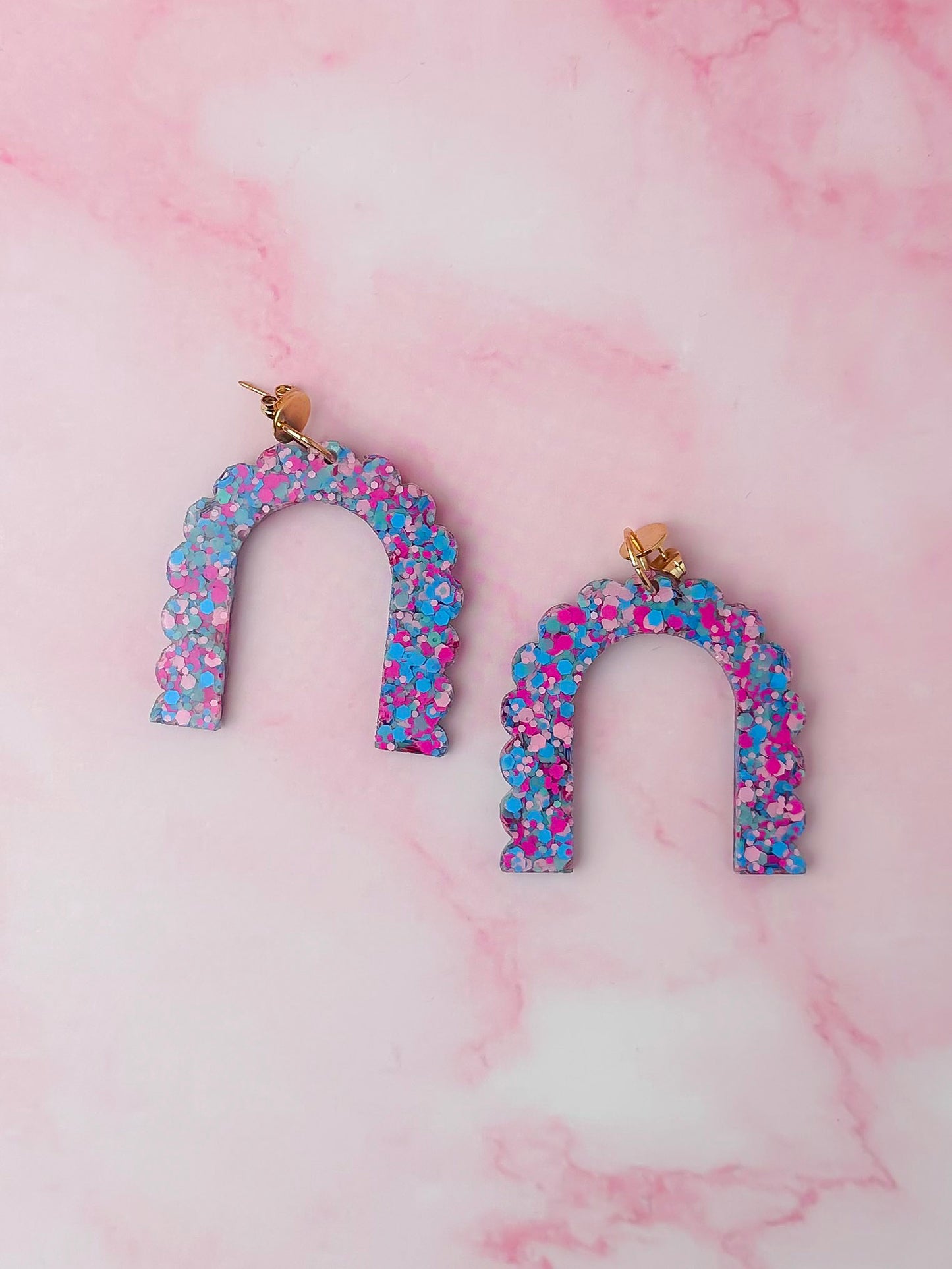 Bubblegum Arches - black star glitter Resin Earrings