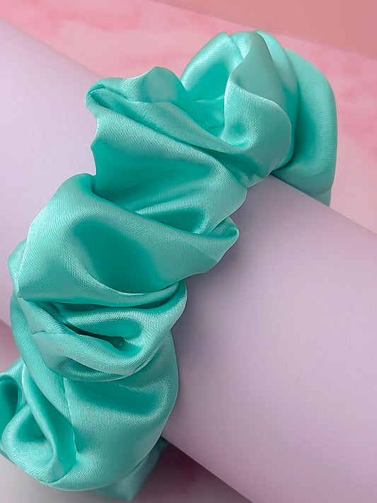 Mynte - Mint satin wide scrunchie