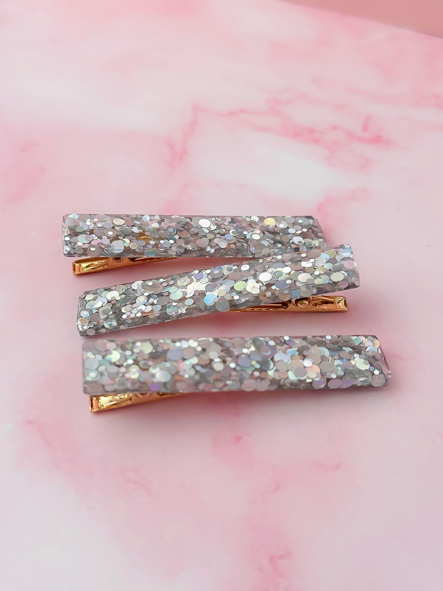 Aquarius - Silver Circle Glitter Trio Resin Hair Clips
