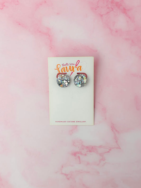 Aquarius circle studs - holographic silver glitter Resin Earrings