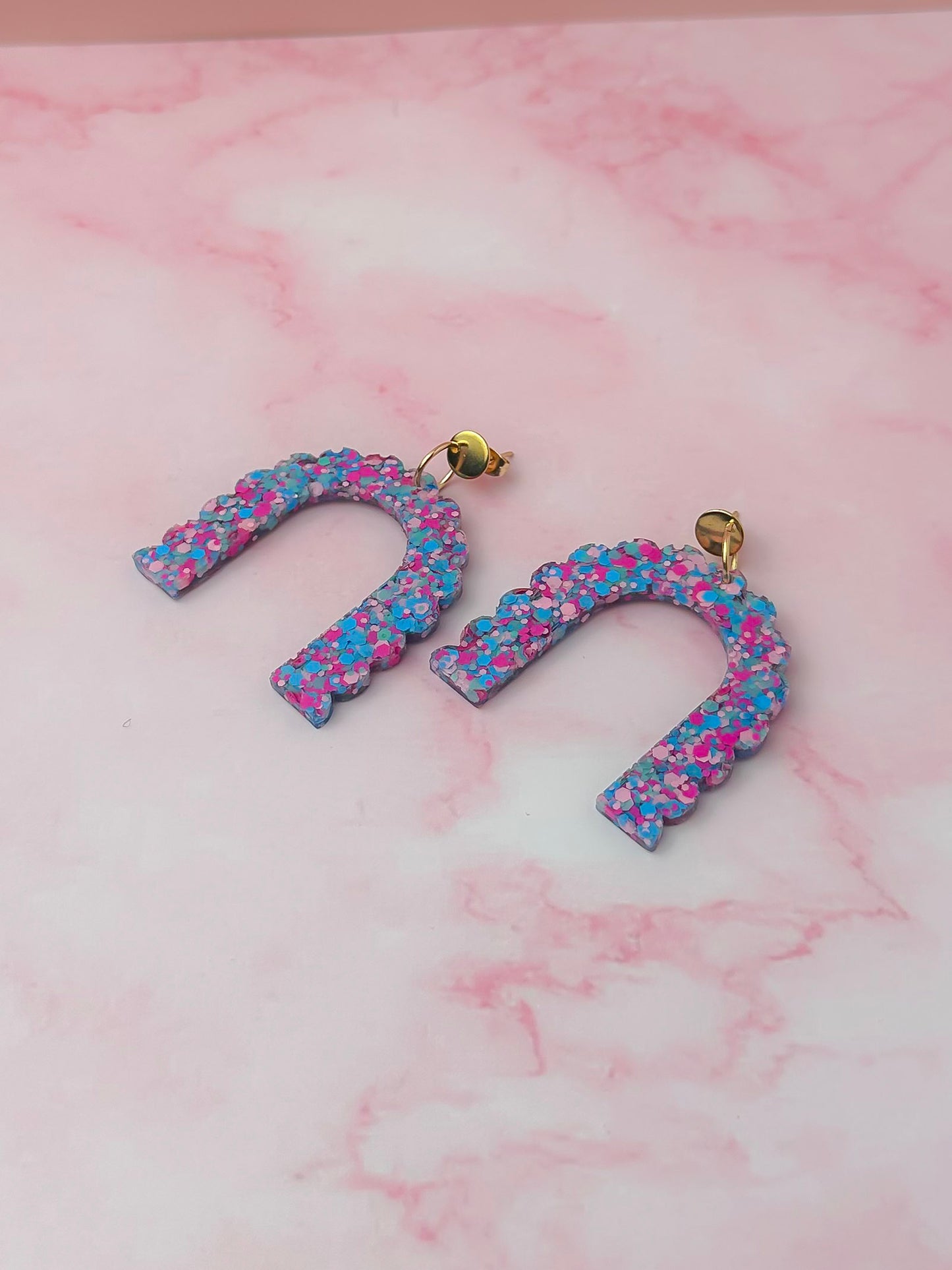 Bubblegum Arches - black star glitter Resin Earrings