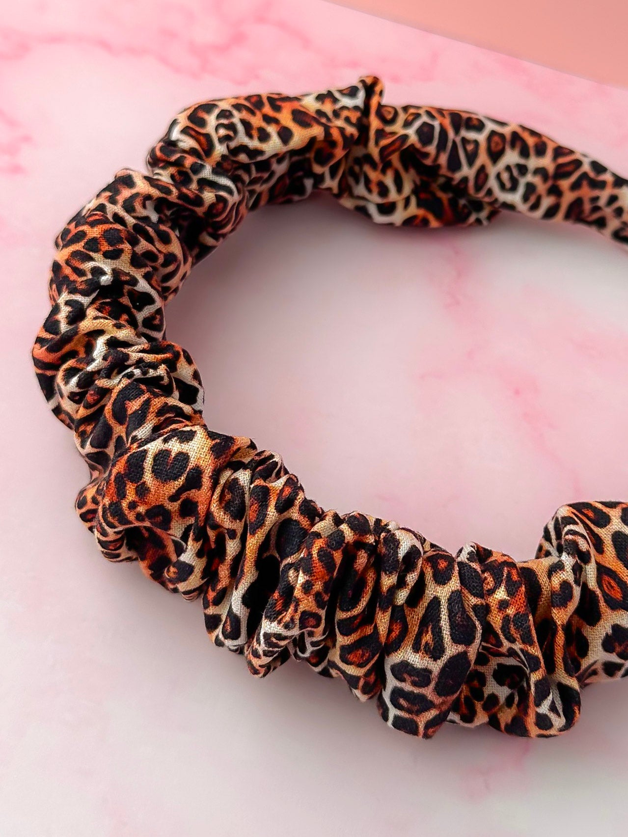 Leo - Leopard print Scrunchie Headband