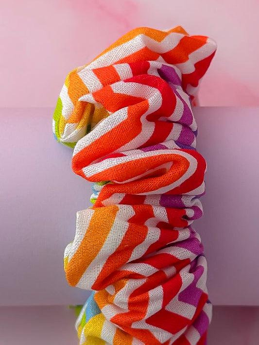 Zig Zag - multicolour Zigzag print wide scrunchie