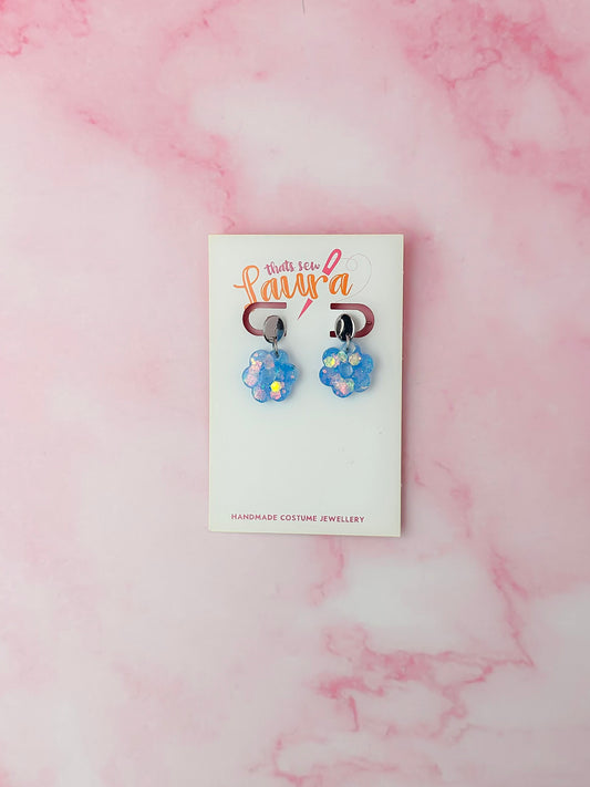 Blue flowers - Blue glitter Resin Earrings