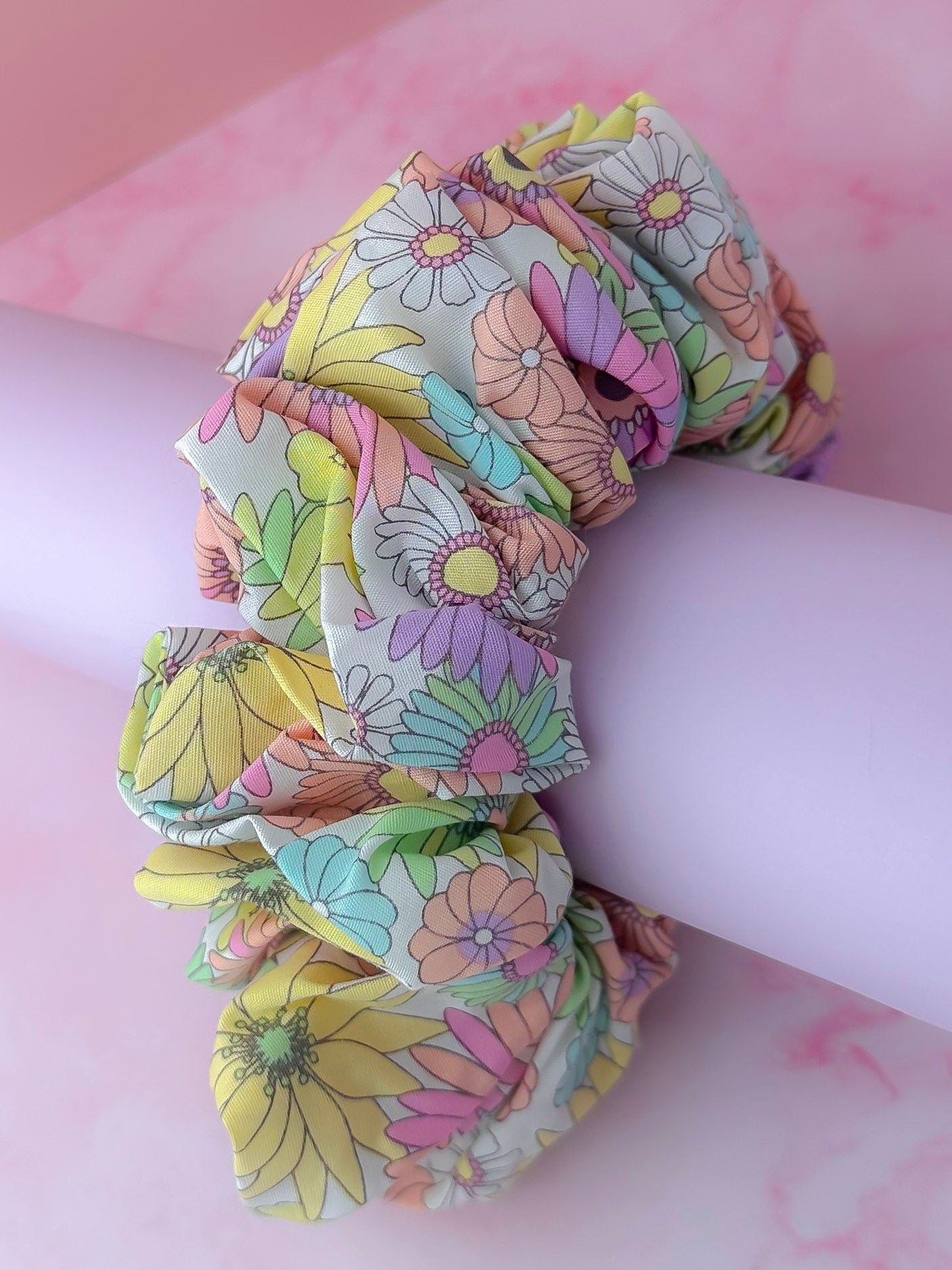 Flower Power - retro coloured XL Scrunchie