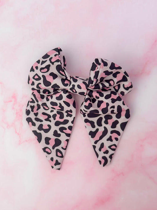 Kayleigh - Pink Leopard print classic Hair Bow
