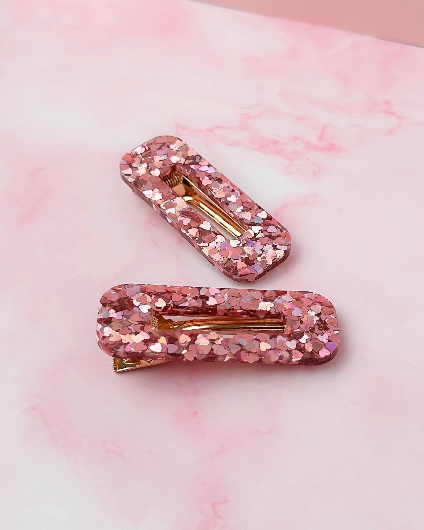 Romance - Pink Heart Glitter Oblong Resin Hair Clips