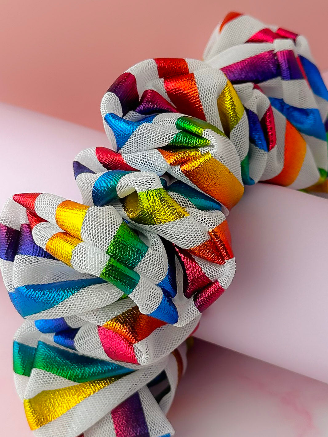 Pride - Metalic multicoloured mesh XL Scrunchie
