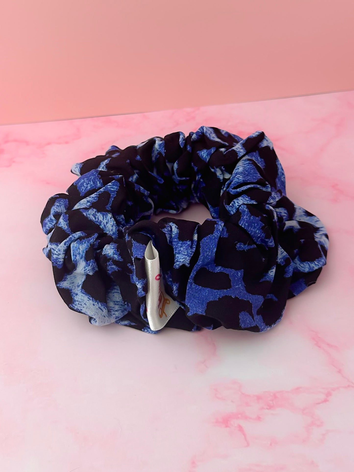 Lisa - Blue and black leopard XL Scrunchie