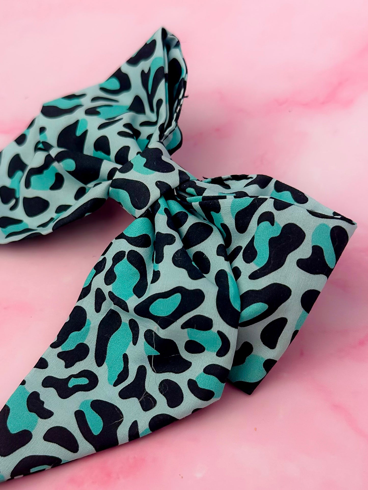 Brittany - Teal Leopard print classic Hair Bow