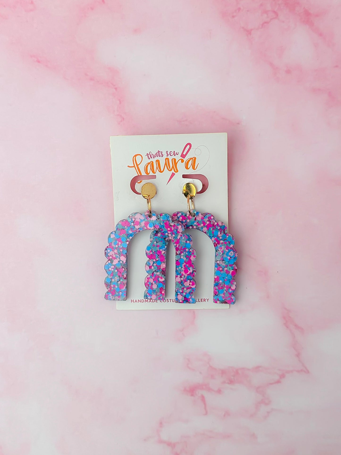 Bubblegum Arches - black star glitter Resin Earrings