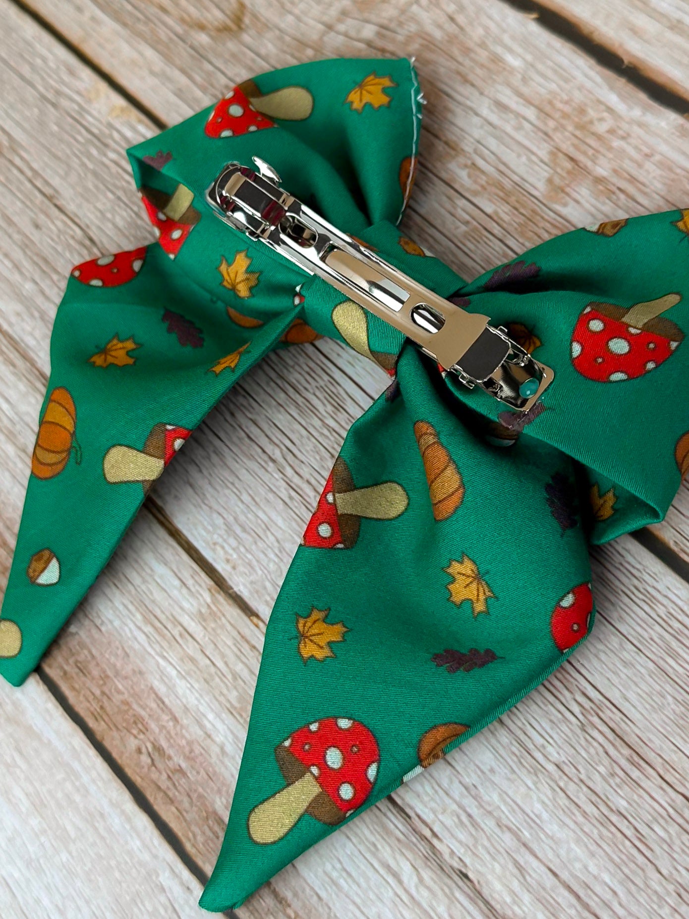 Woodland Walk EXCLUSIVE Classic Hair Bow | Handmade Hair Accessories UK