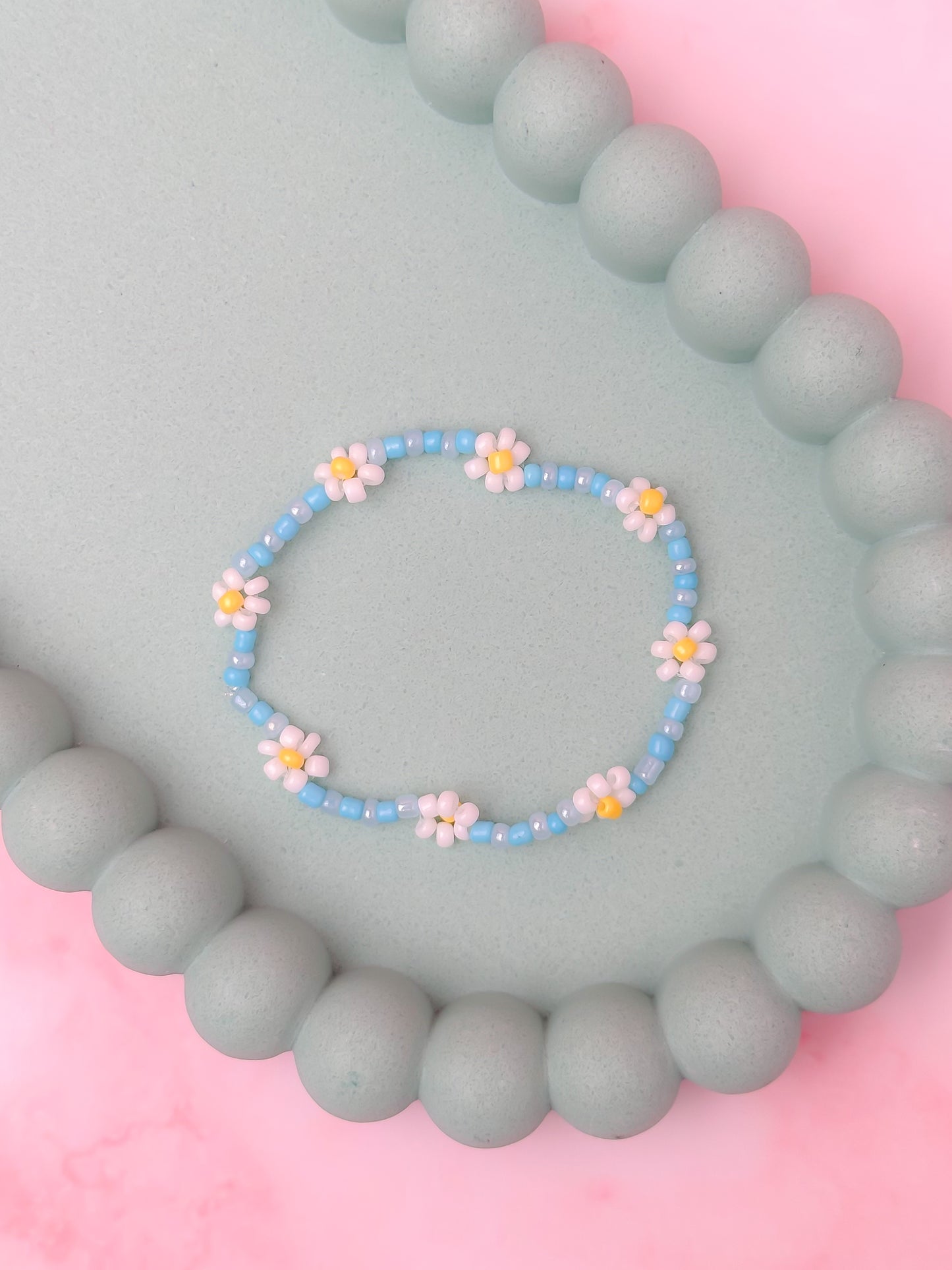 Daisy | Handmade Beaded Bracelet