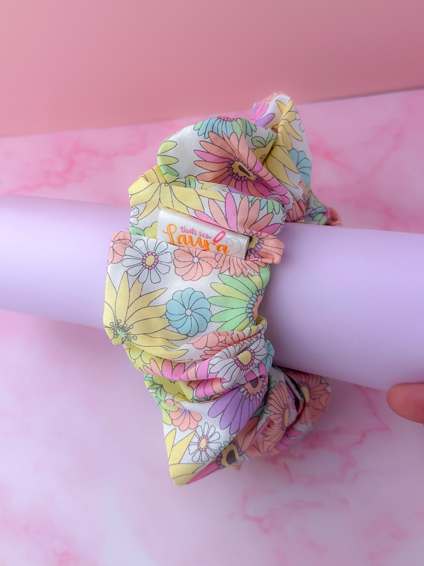 Flower Power - retro coloured XL Scrunchie