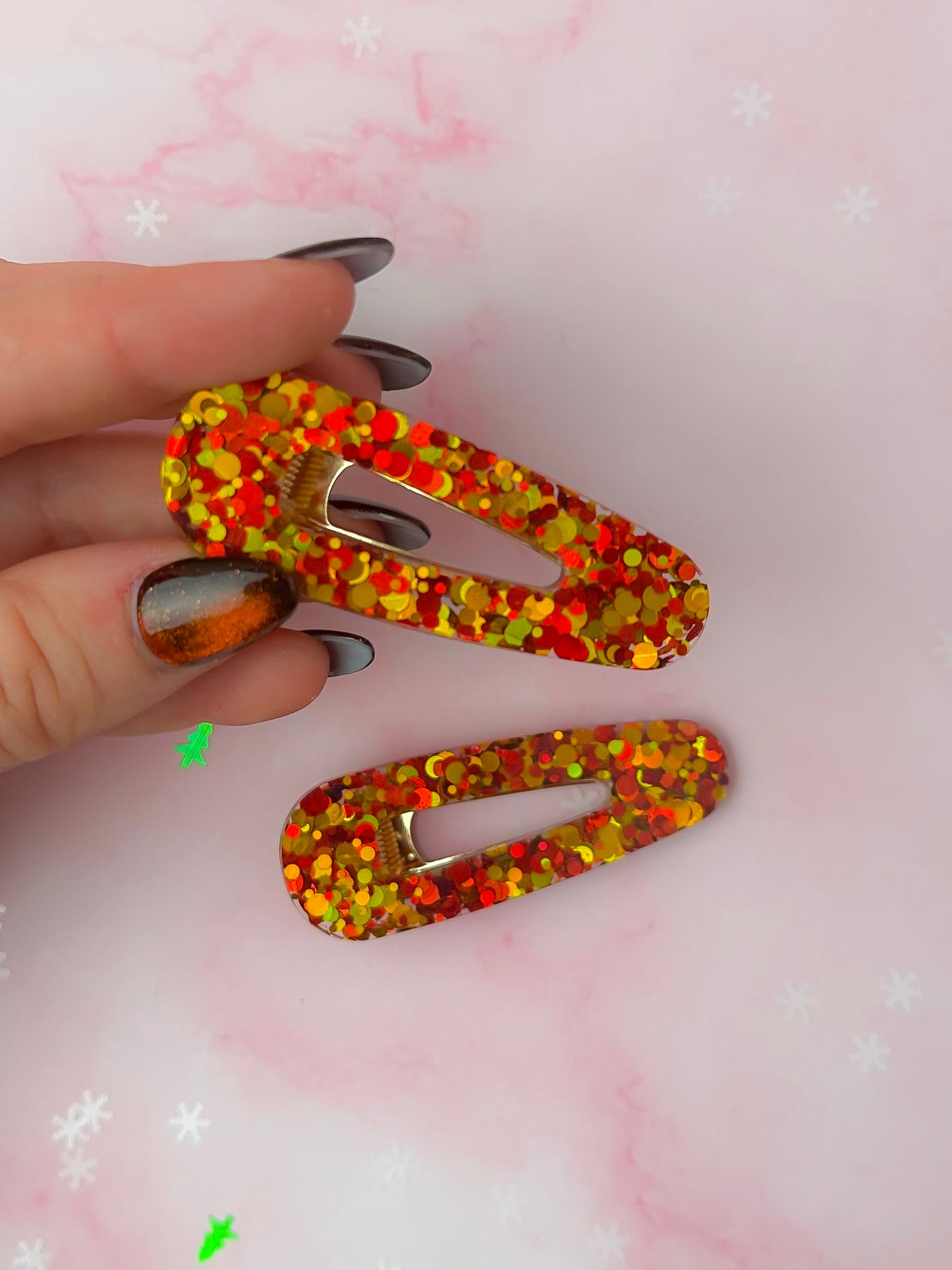 Cosy Christmas - Gold & Red Glitter Resin Hair Clips