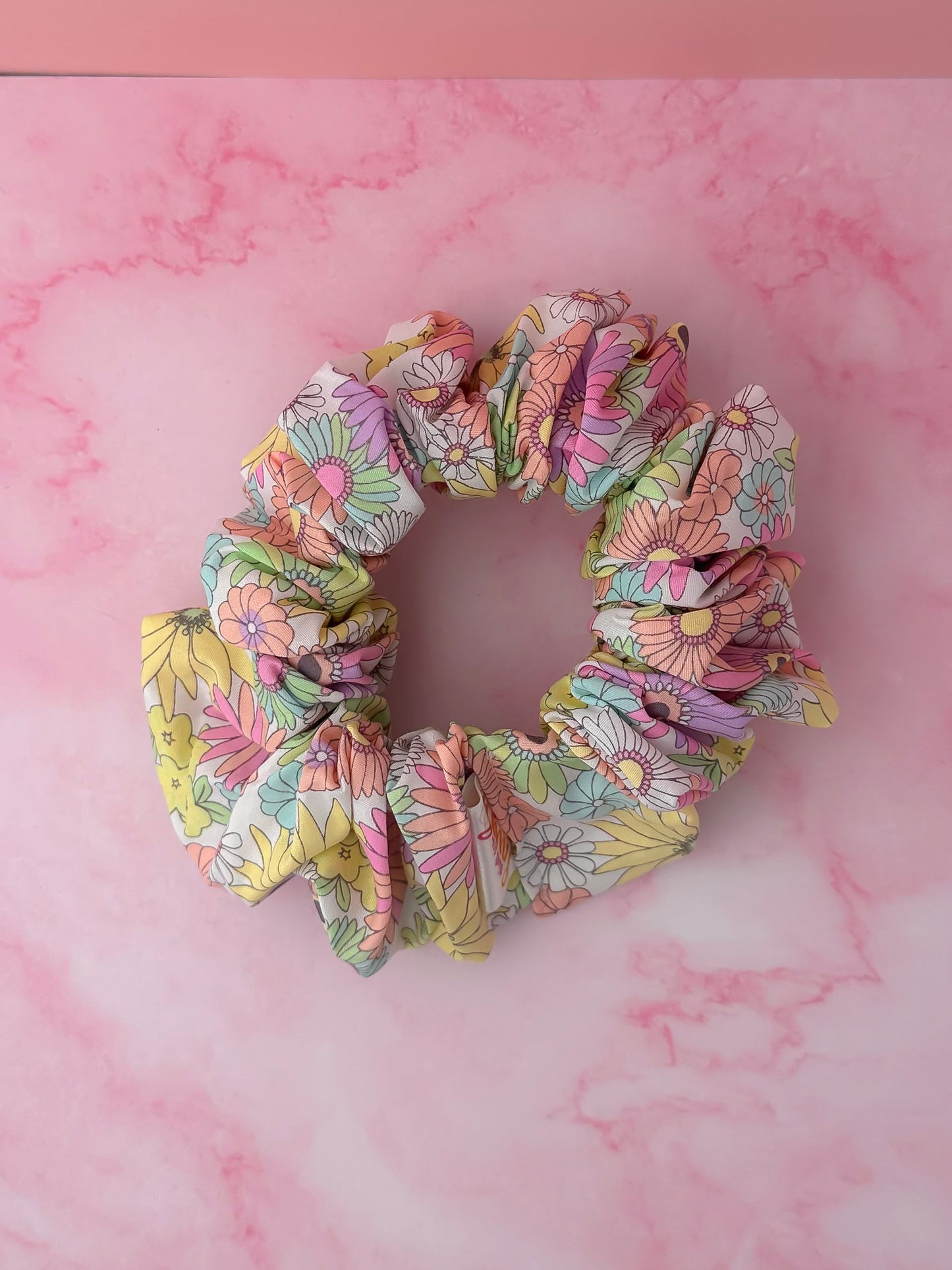 Flower Power - retro coloured XL Scrunchie