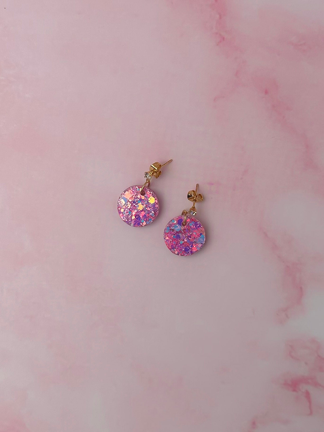 Day Drive Cirlce drops - pink glitter Resin Earrings