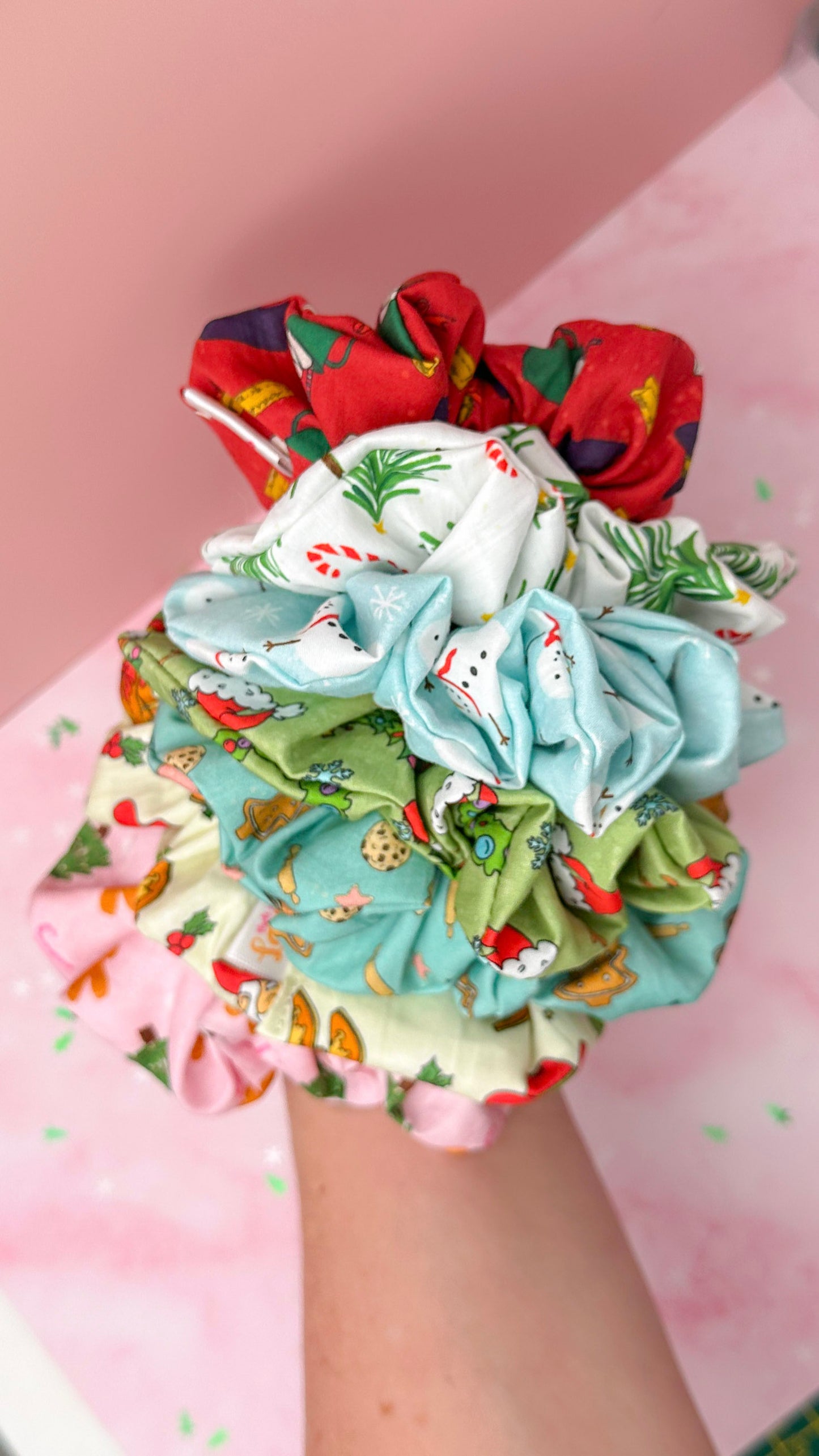 A Very Sew Laura Christmas Scrunchie Set