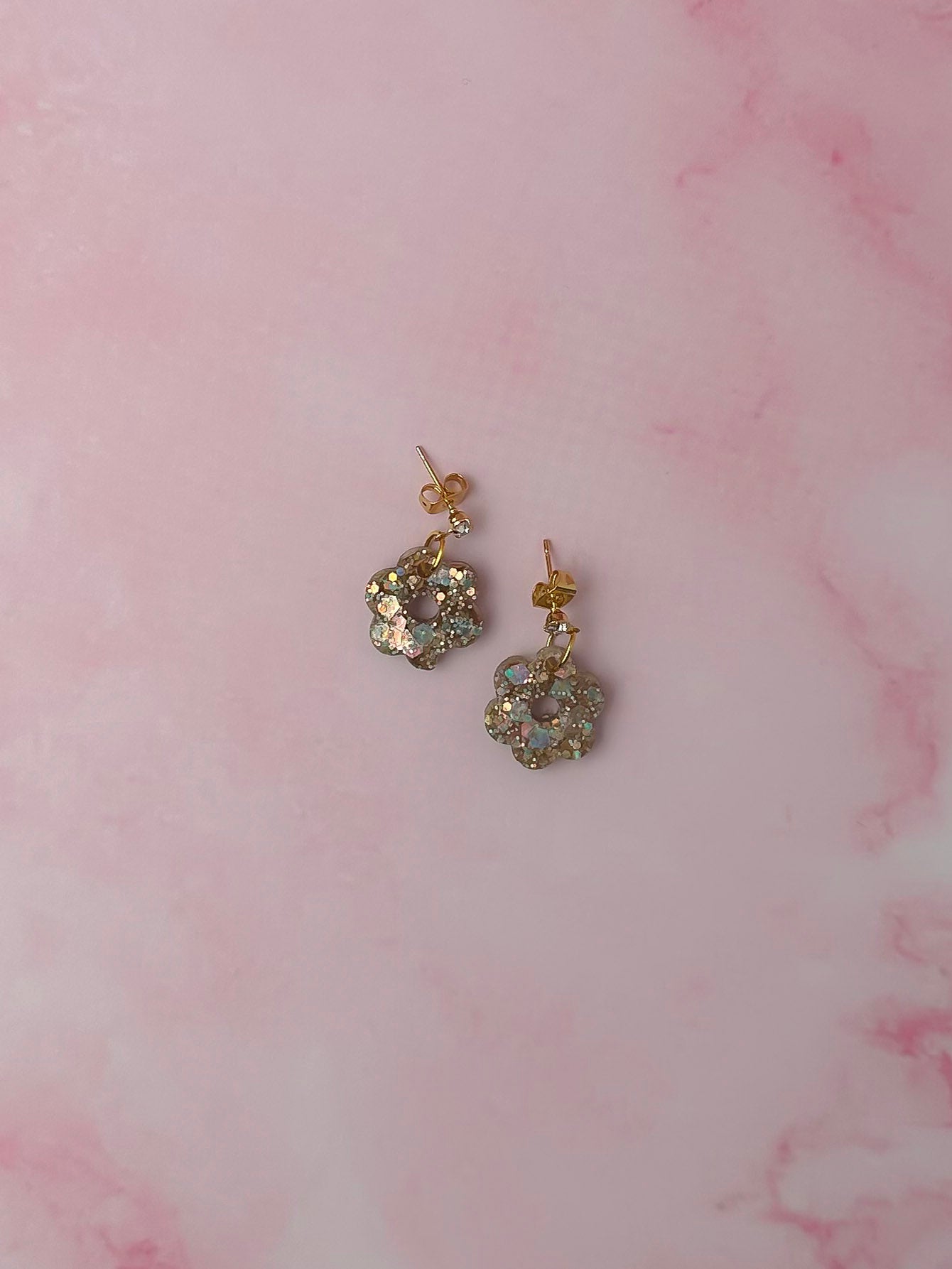 Champagne flowers - gold glitter Resin Earrings