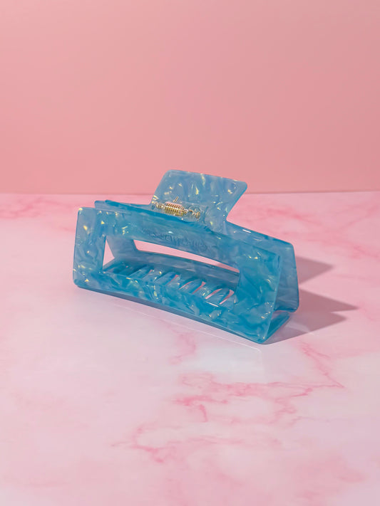 Crystal Blue Hair Claw Clip – Comfortable, Everyday Hold