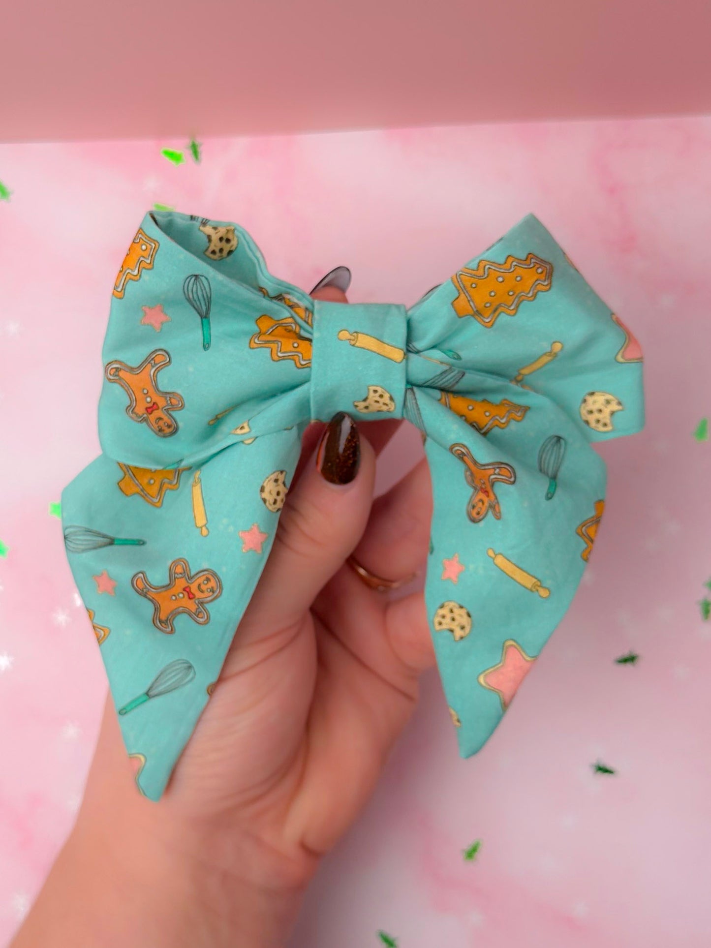 Festive Baking EXCLUSIVE SHORT Hair Bow