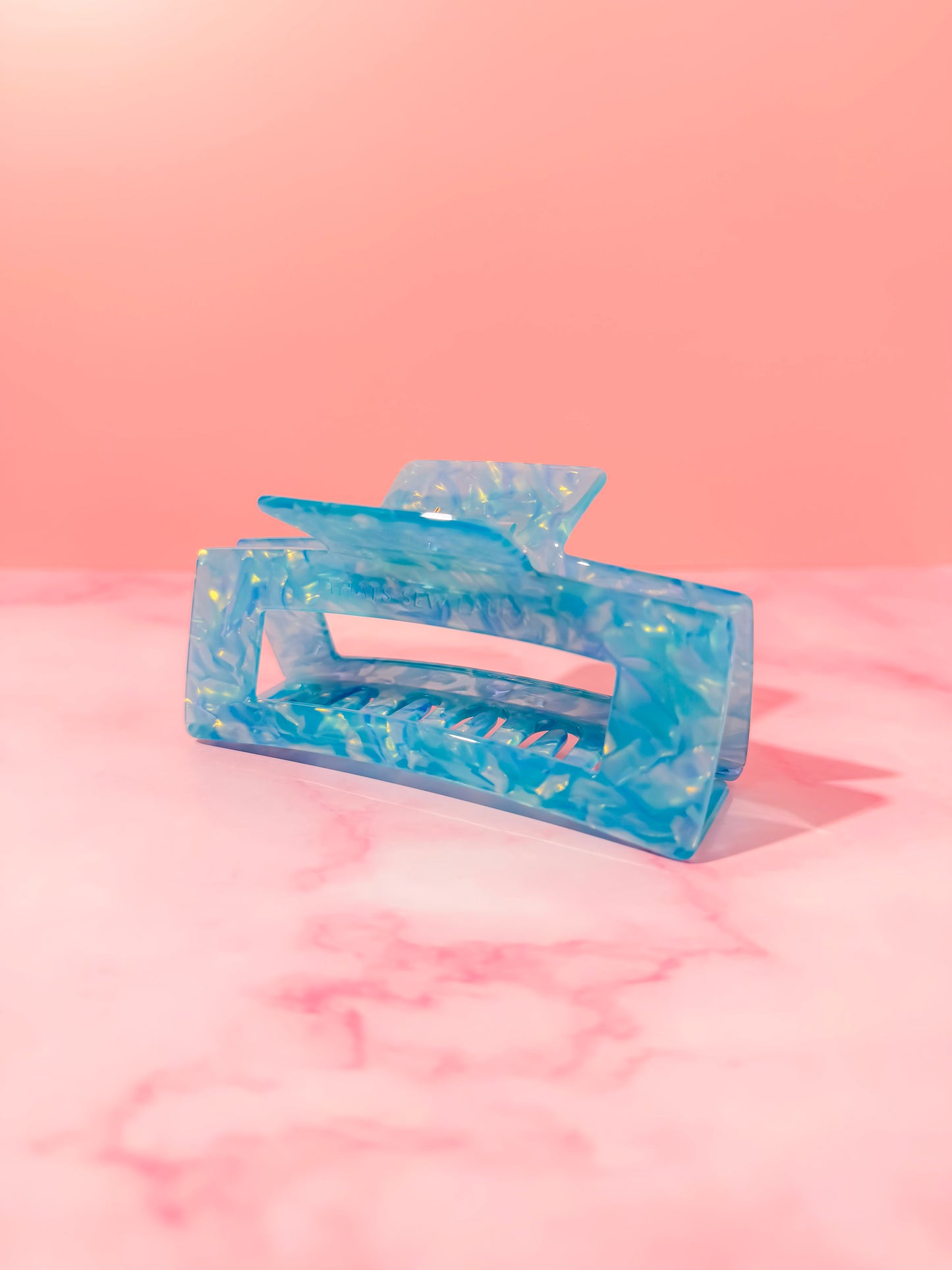 Crystal Blue Hair Claw Clip – Comfortable, Everyday Hold