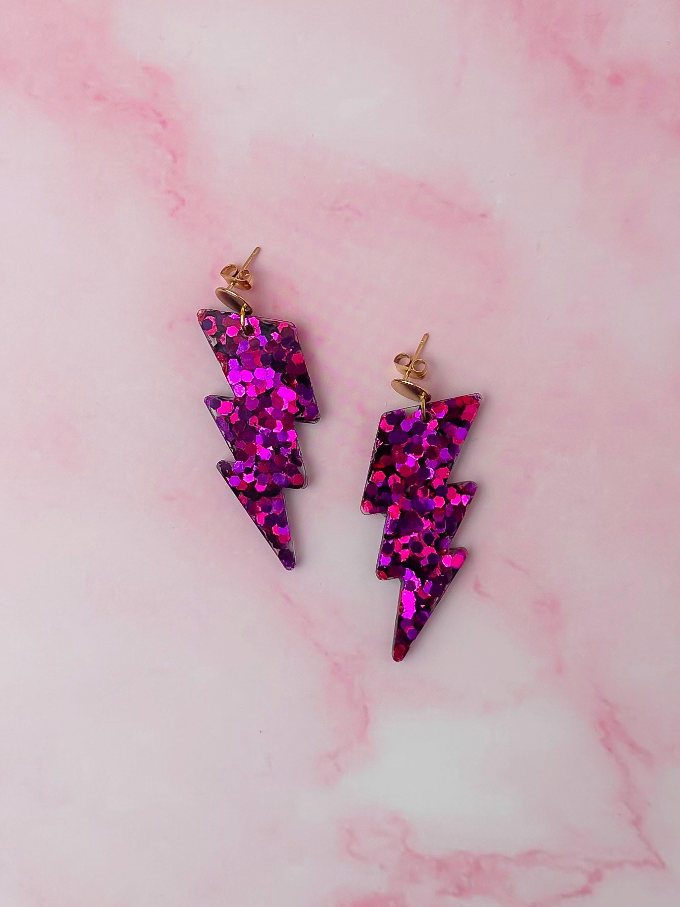Rosa lighting bolts - Pink Resin Earrings