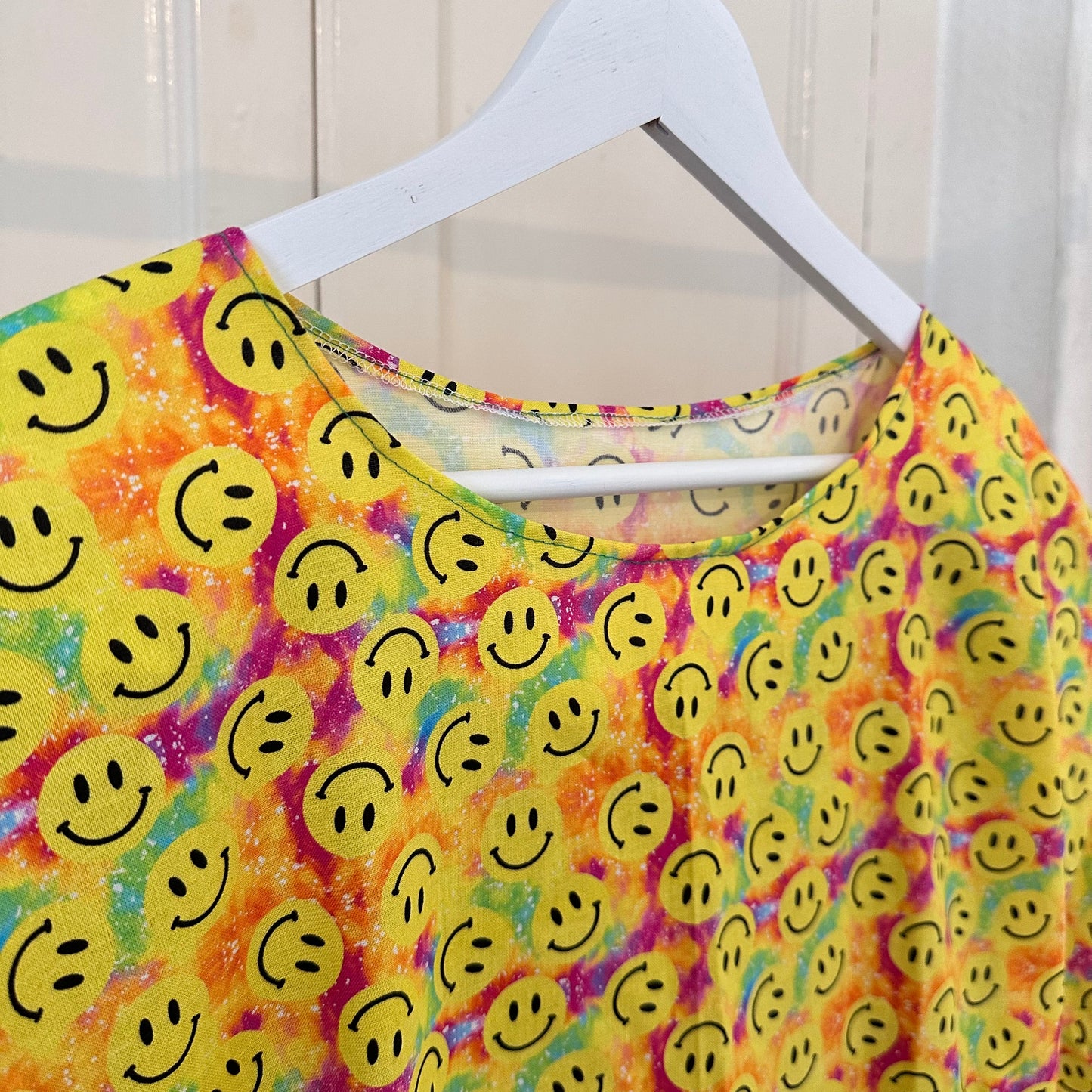 Psychedelic Smileys - SIZE 20 HIDDEN POCKETS