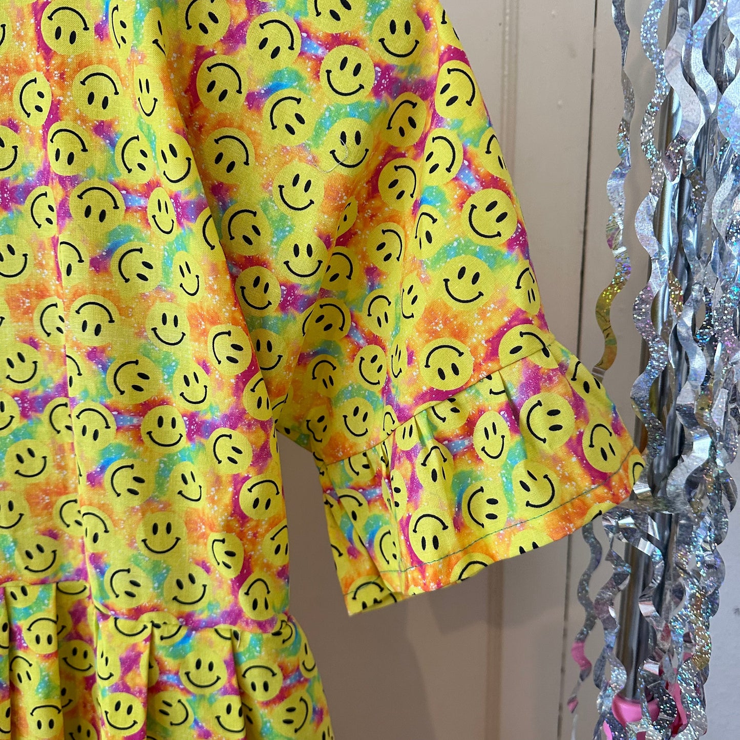 Psychedelic Smileys - SIZE 20 HIDDEN POCKETS